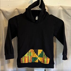 SHEIN Kids Black Hoodie with Vibrant Patterned Pocket